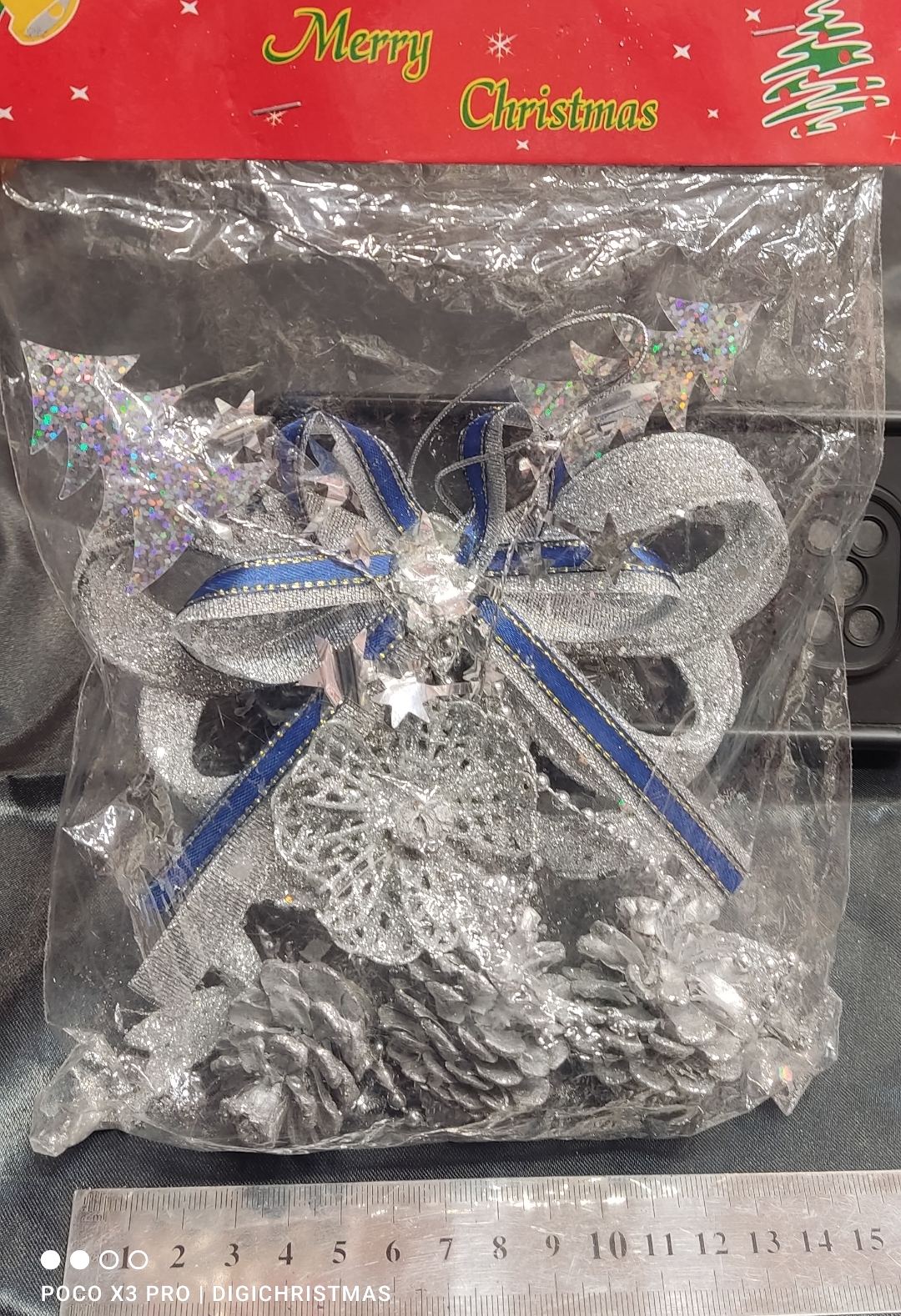 پاپیون نقره ای بزرگ برای وسط درخت  🎀 Christmas Tree Bow Ornament