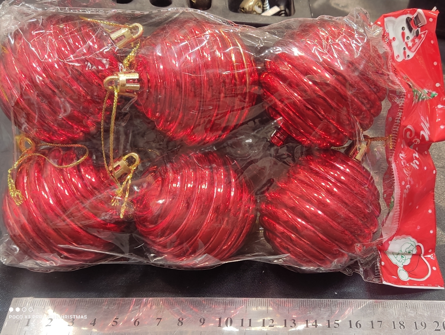 گوی قرمز قطر ۵/۵ سانت مدل حلزونی ۶ عددی